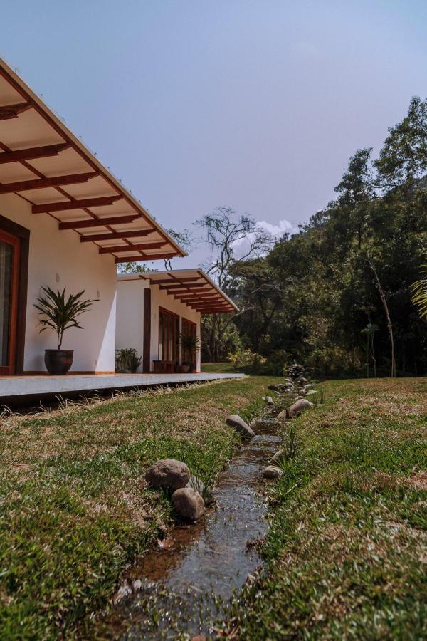 Отель Fazenda Santa Vitoria Келуш Экстерьер фото