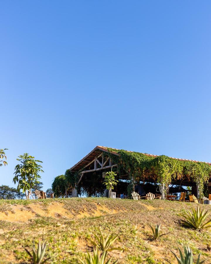 Отель Fazenda Santa Vitoria Келуш Экстерьер фото